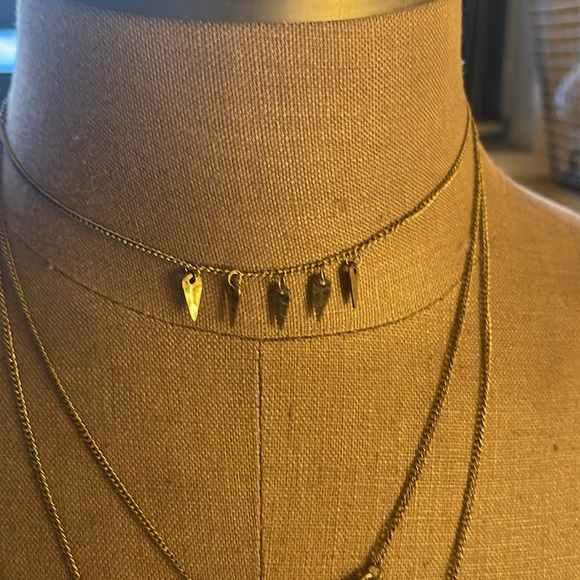 Multi layered necklace - Picture 4 of 6